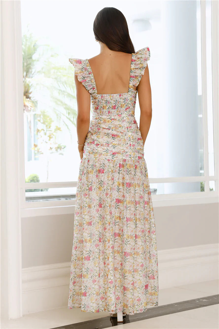 Refreshing Aura Maxi Dress Cream